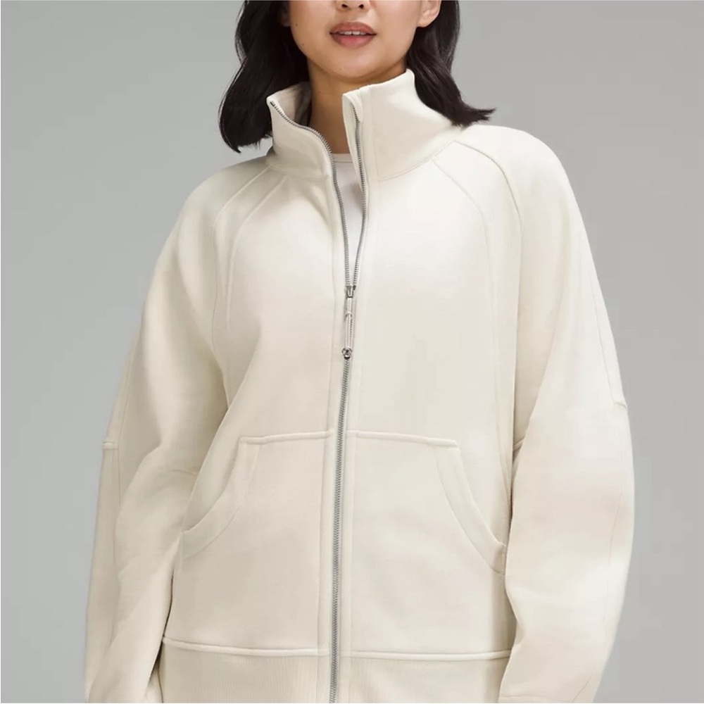 Lululemon zip up with flaw